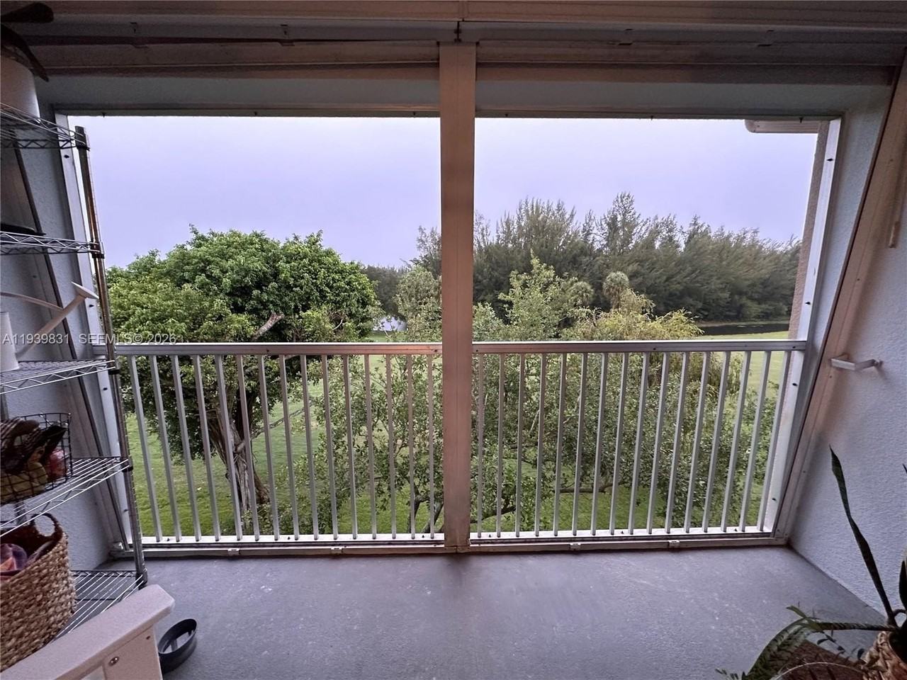 1110 Sw 125th Ave #403M - Photo 5 of 17