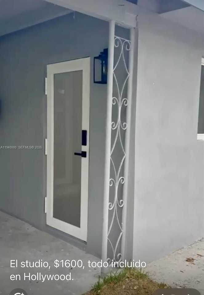 651 N 73rd Ave - Photo 4 of 8