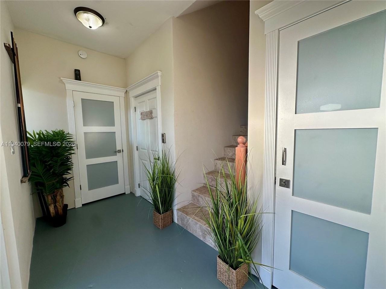 1516 Aqueduct Ln #1 - Photo 6 of 50