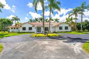 featured image of 14300 Sw 192nd St