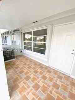 18804 Nw 45th Ave - Photo 3 of 8