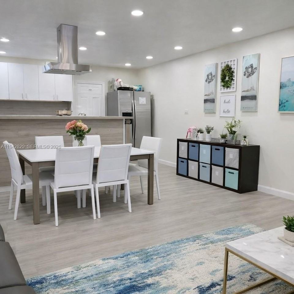 18804 Nw 45th Ave - Photo 5 of 8