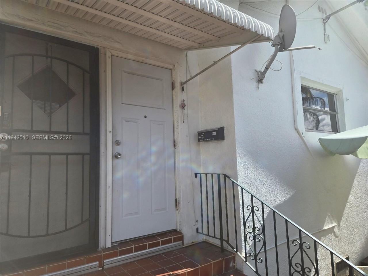 1825 Lincoln St #1-7 - Photo 4 of 14