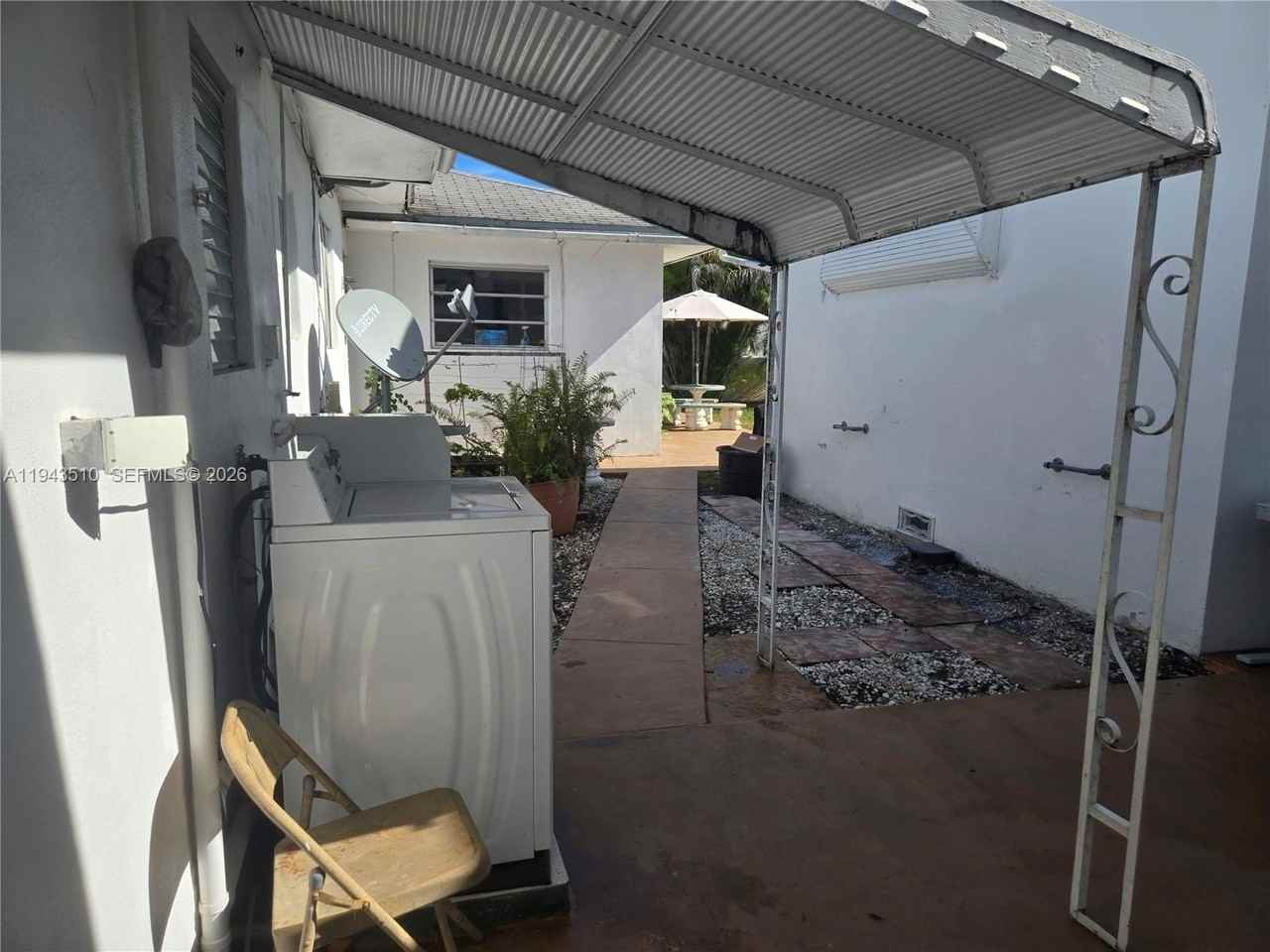 1825 Lincoln St #1-7 - Photo 6 of 14