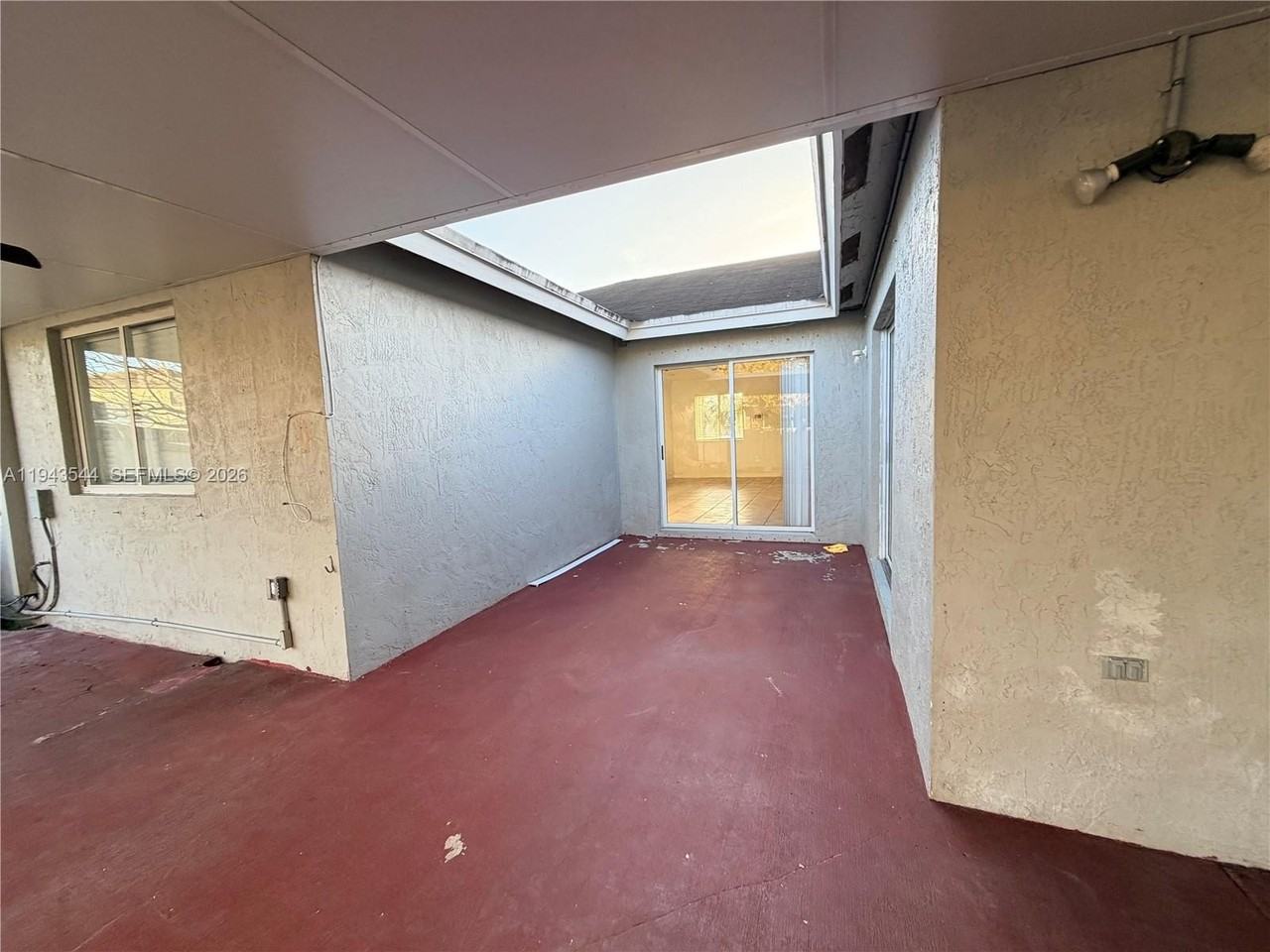 28431 Sw 135th Ave - Photo 7 of 24