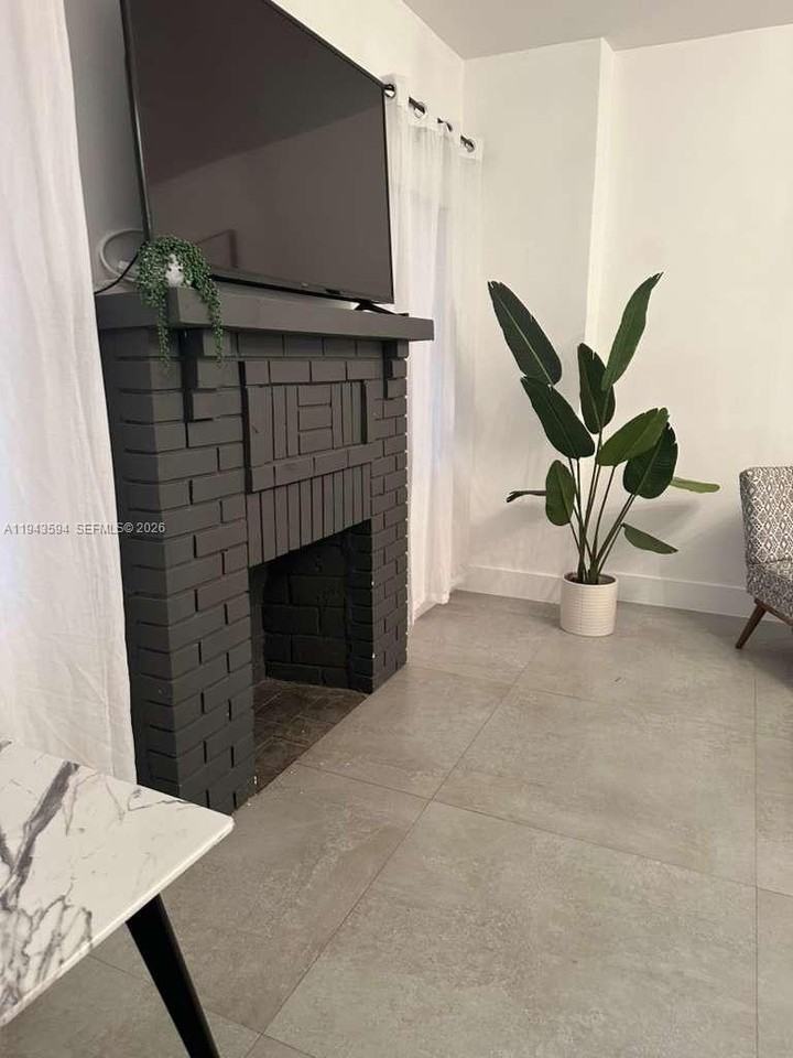 52 Nw 47th Ter #0 - Photo 7 of 12