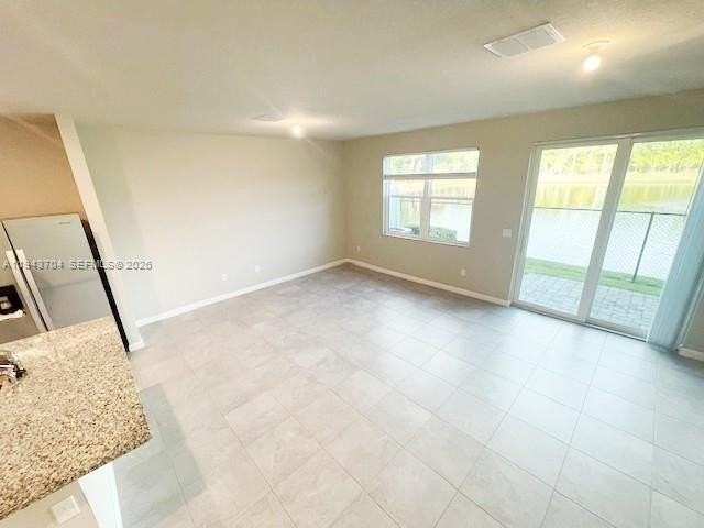 3939 Se Mentmore Ln #3939 - Photo 5 of 37