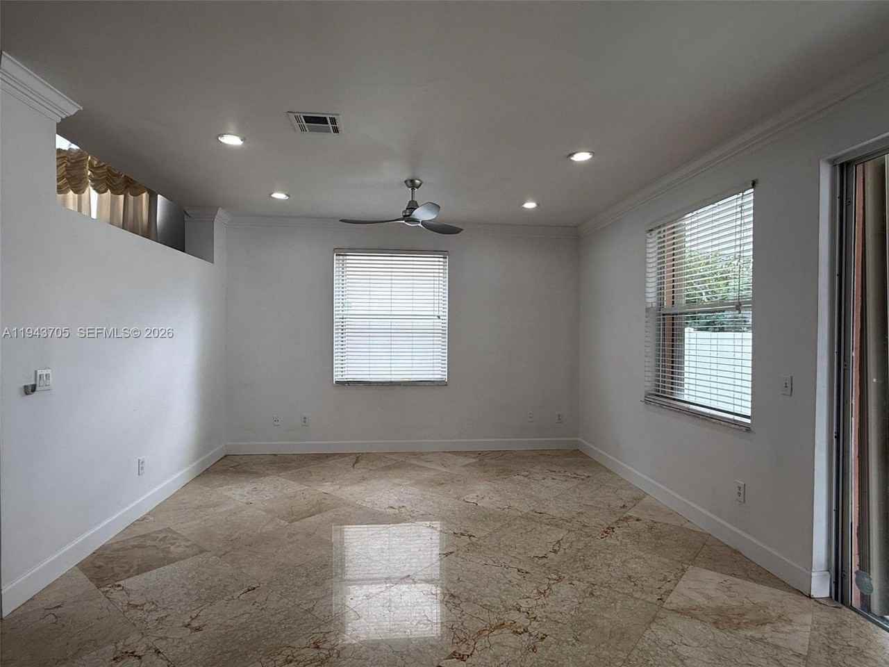 1474 Nw 153rd Ln #1474 - Photo 5 of 50