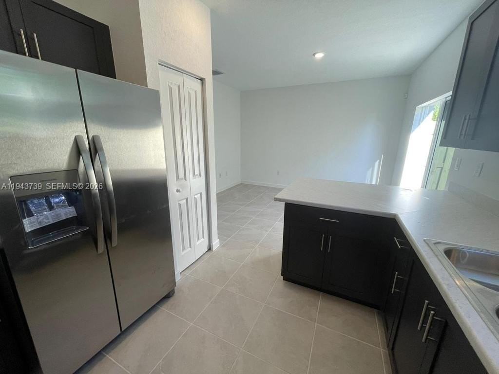 2634 Se 11th Ct #2634 - Photo 2 of 20