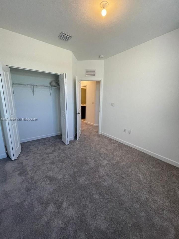 2634 Se 11th Ct #2634 - Photo 7 of 20