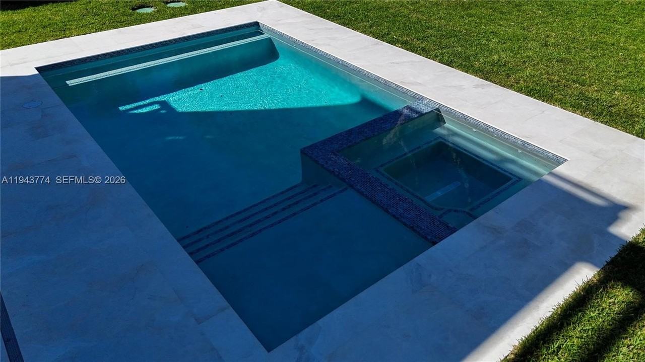 7310 Sw 63rd Ct #1 - Photo 7 of 26