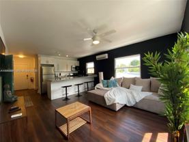 274 Nw 32nd St #4 - Photo 1 of 1