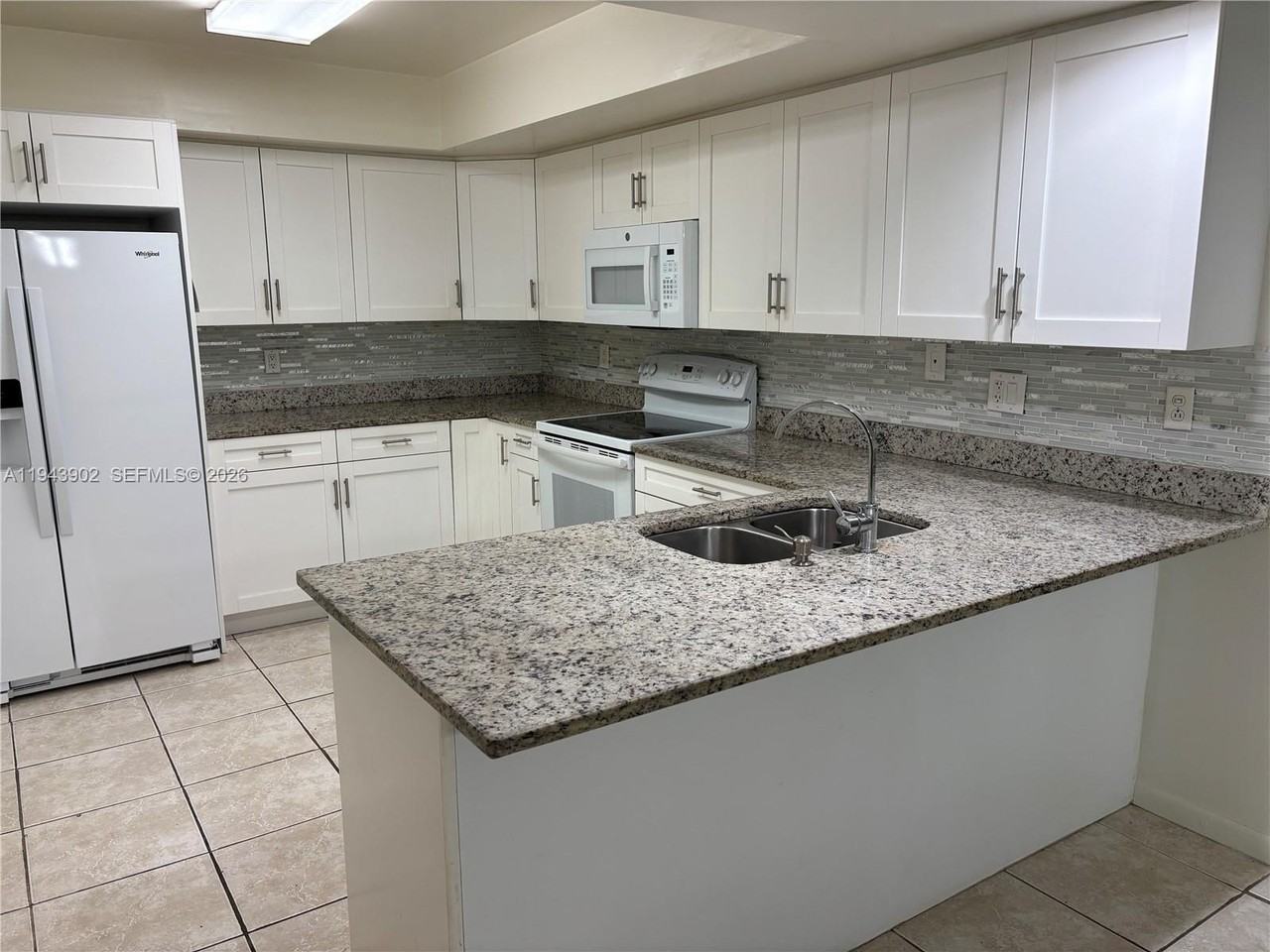 8589 Sw 115th Pl - Photo 4 of 29