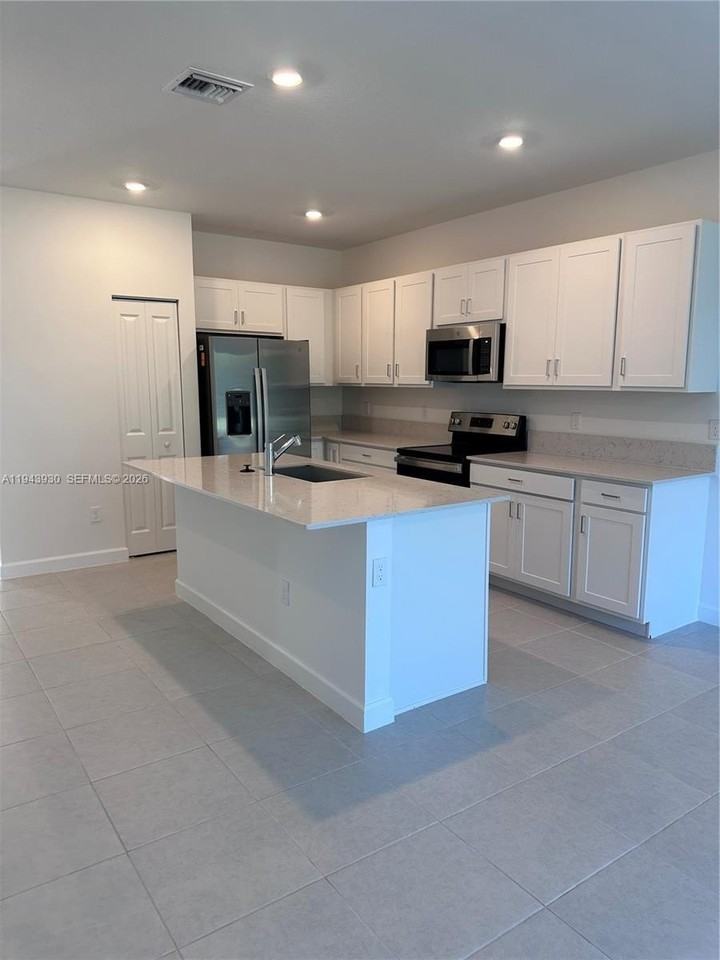 5391 Flannigan Way #5391 - Photo 5 of 23