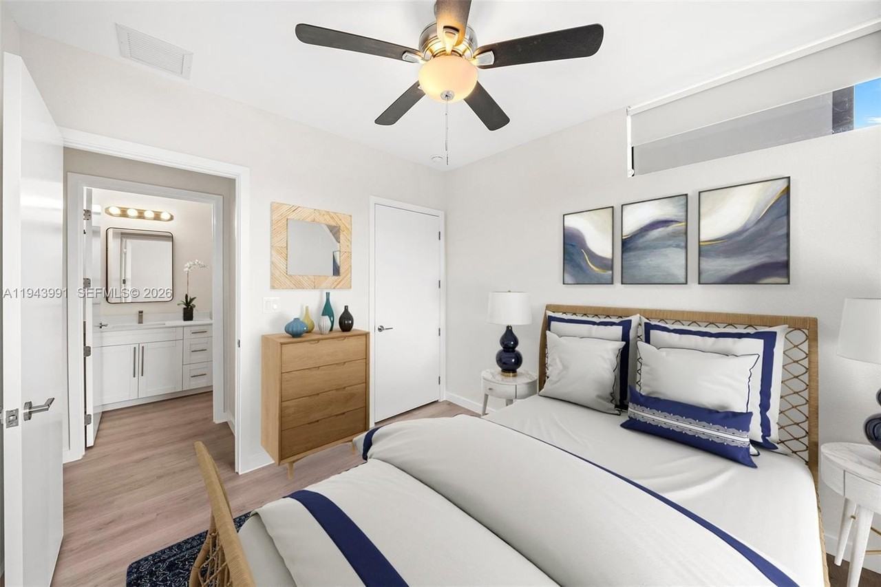 1259 Sw 3rd St #5 - Photo 7 of 18