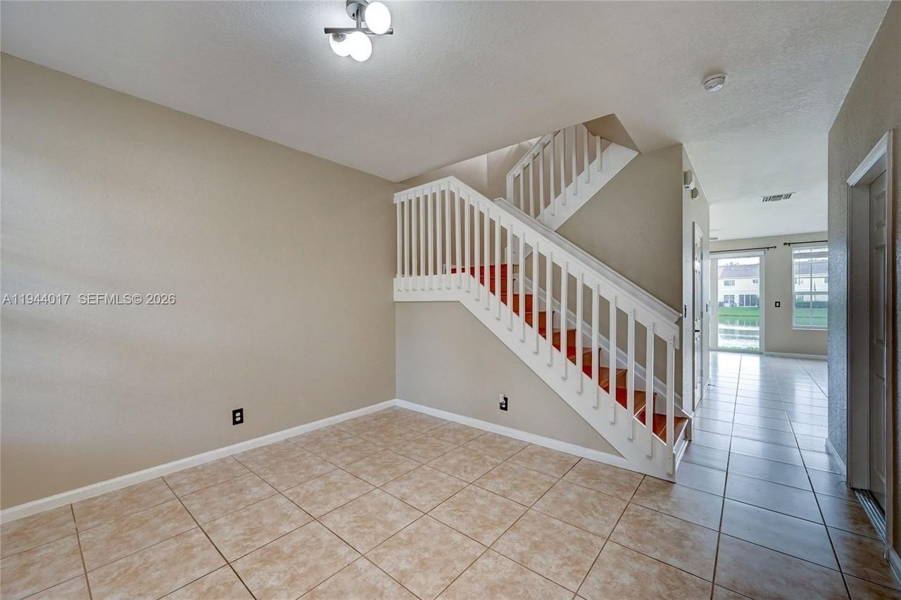 3258 Nw 32nd Ter #3258 - Photo 4 of 45