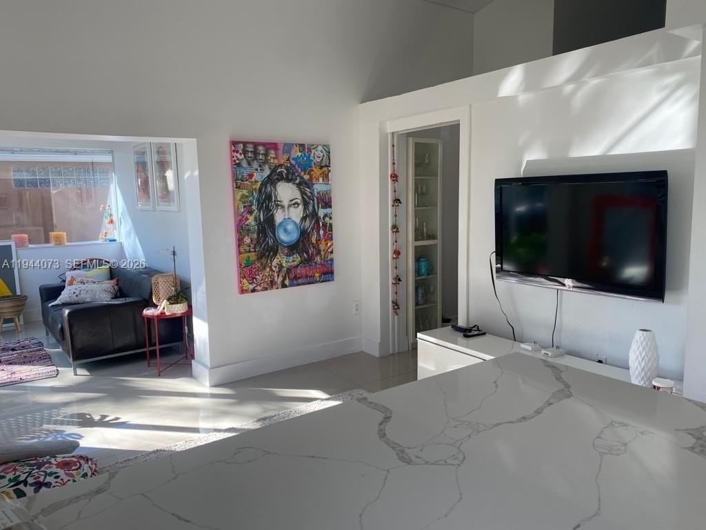 5261 Sw 154th Pl - Photo 3 of 18