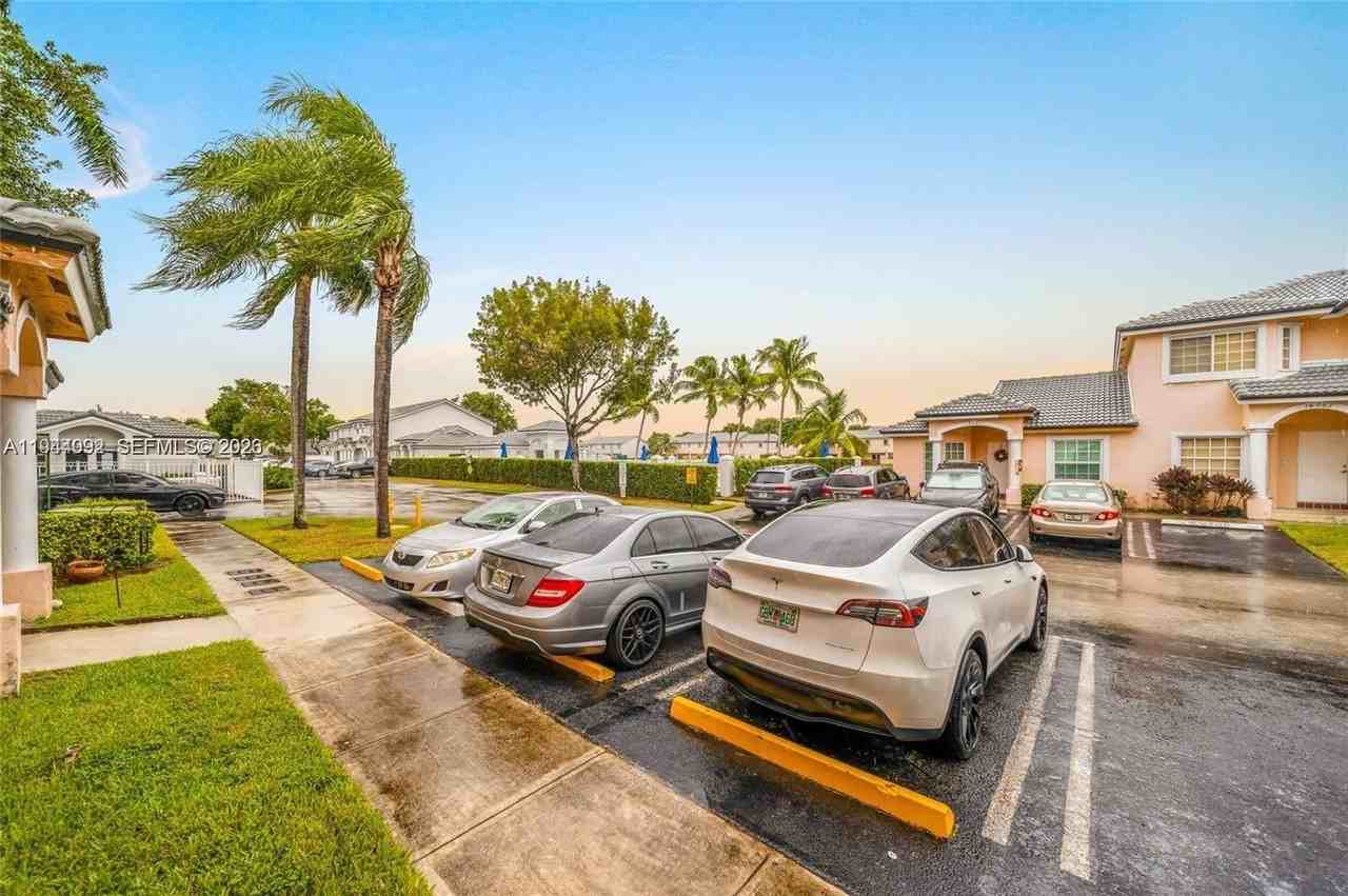 14260 Sw 121st Pl #11 - Photo 3 of 28