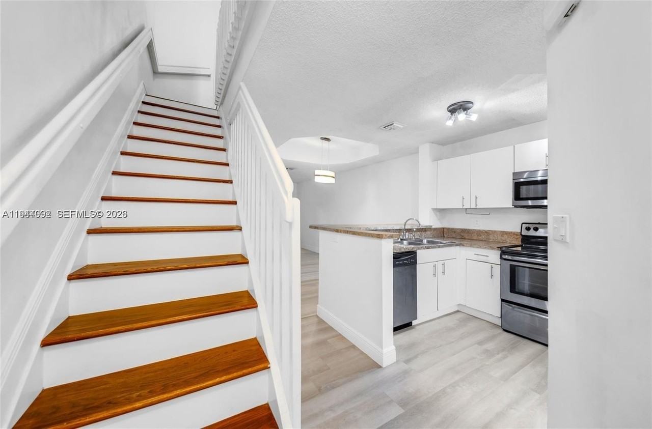 14260 Sw 121st Pl #11 - Photo 5 of 28