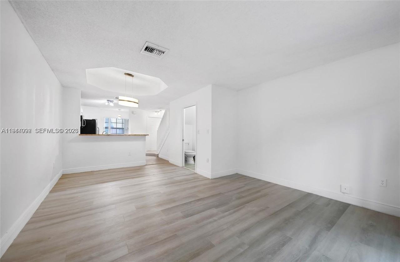 14260 Sw 121st Pl #11 - Photo 6 of 28