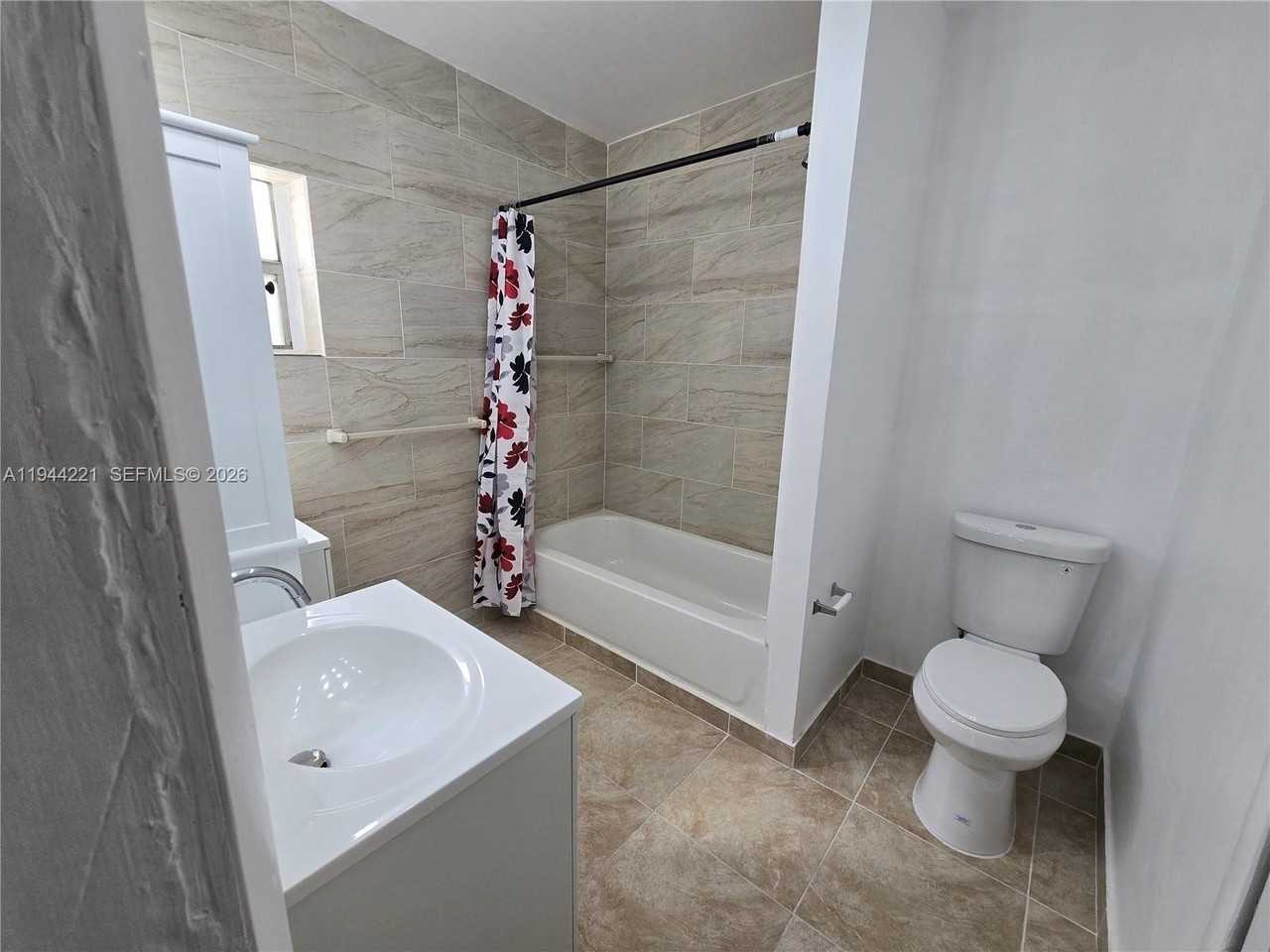 125 Nw 4th Ave #125 - Photo 6 of 35