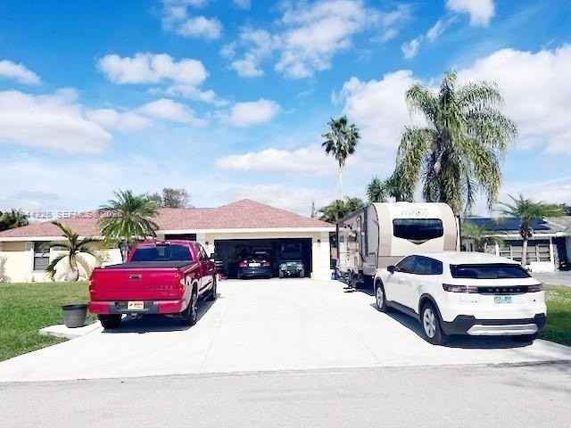 357 Ne Gulfstream Ave - Photo 4 of 50