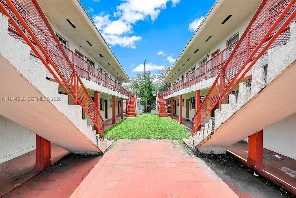 14180 Nw 22nd Ave #4 - Photo 4 of 41