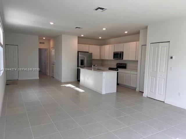 405 Se Crossoak Ln #405 - Photo 4 of 30