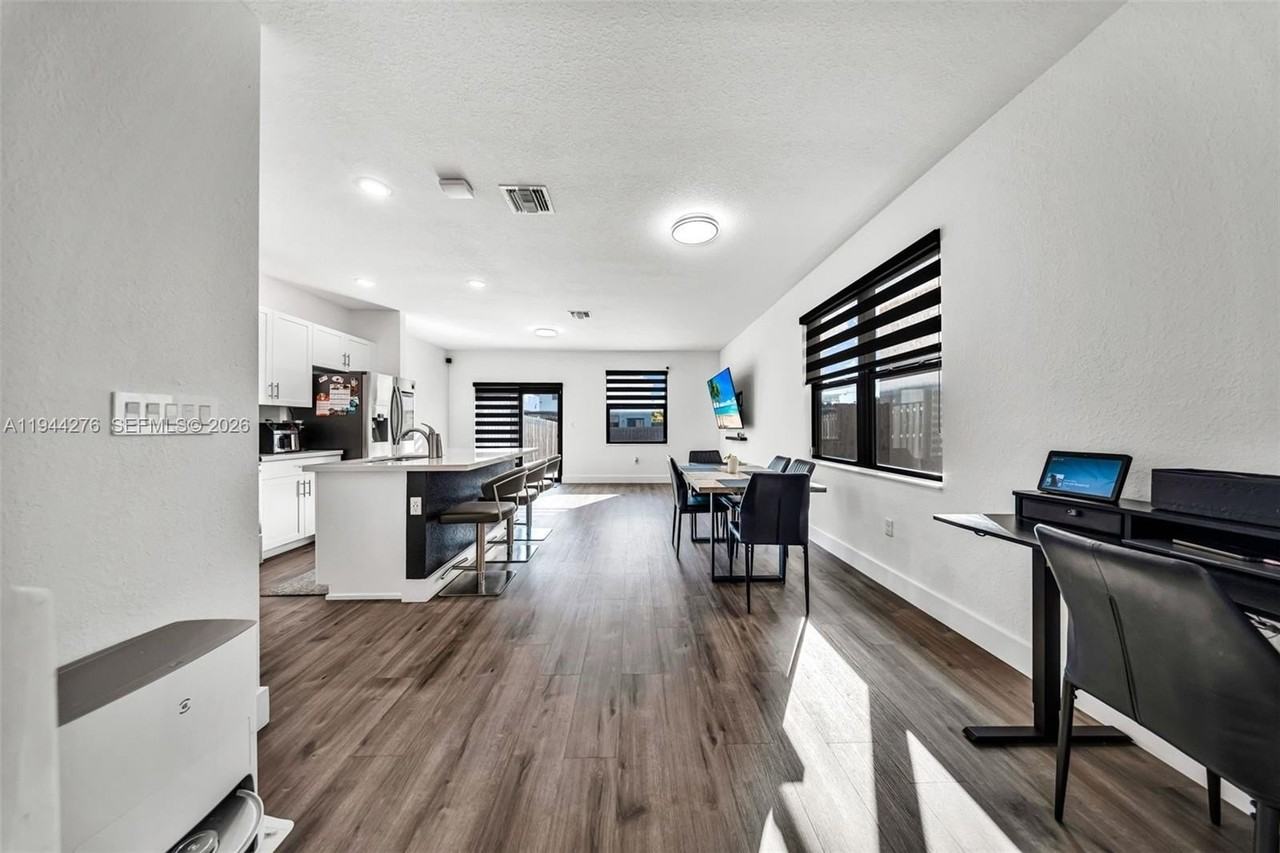 24985 Sw 107th Ct - Photo 5 of 20