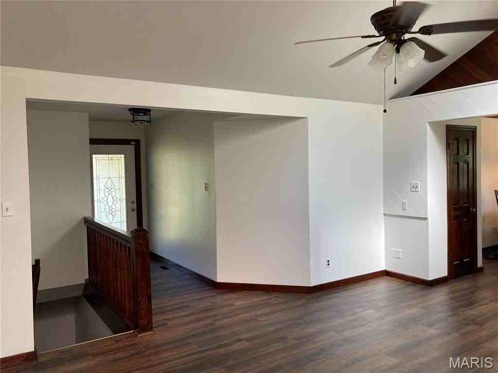 509 Bald Hill Rd - Photo 2 of 13