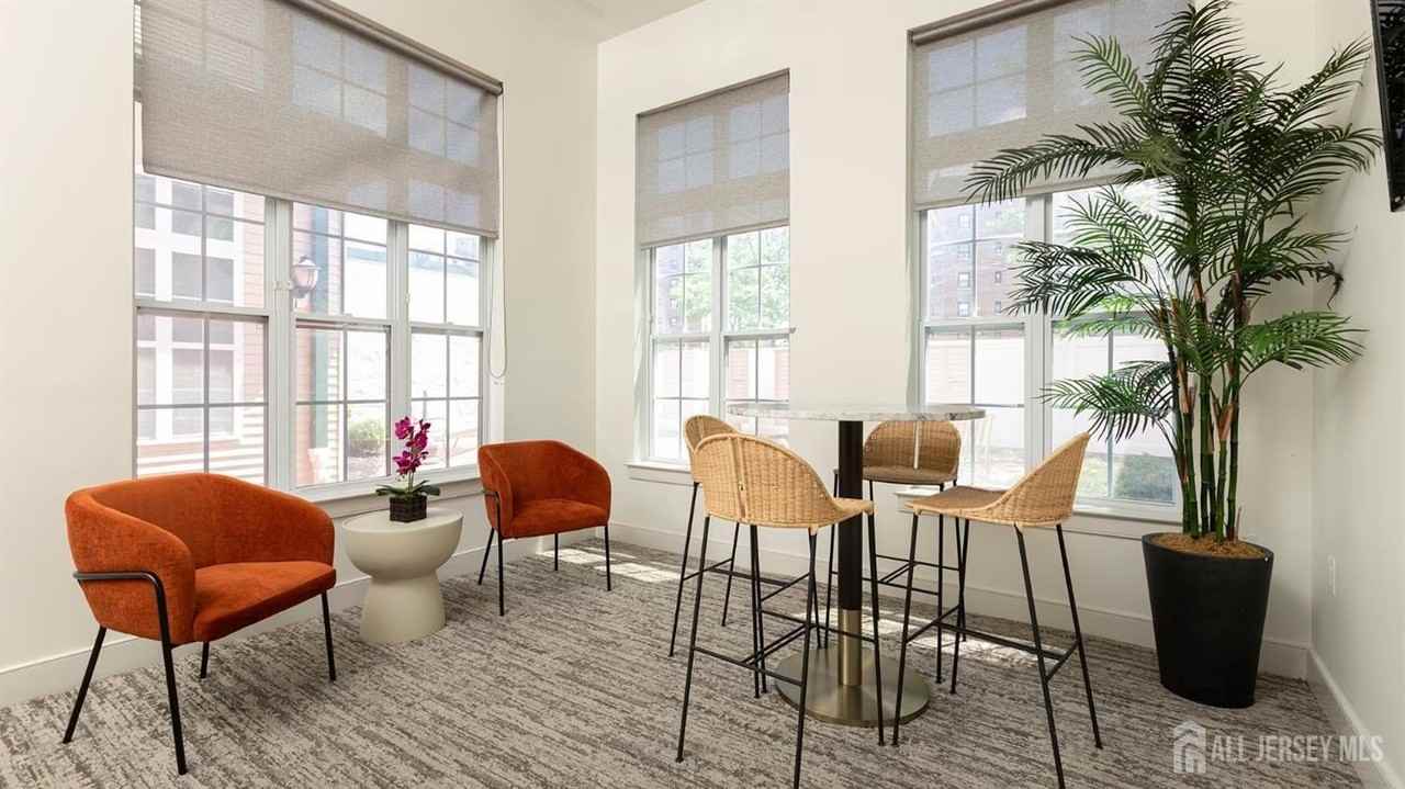 42 Kennedy Blvd #218 - Photo 4 of 10