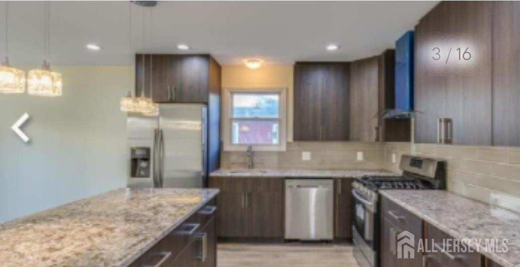 19 Henry St - Photo 3 of 6