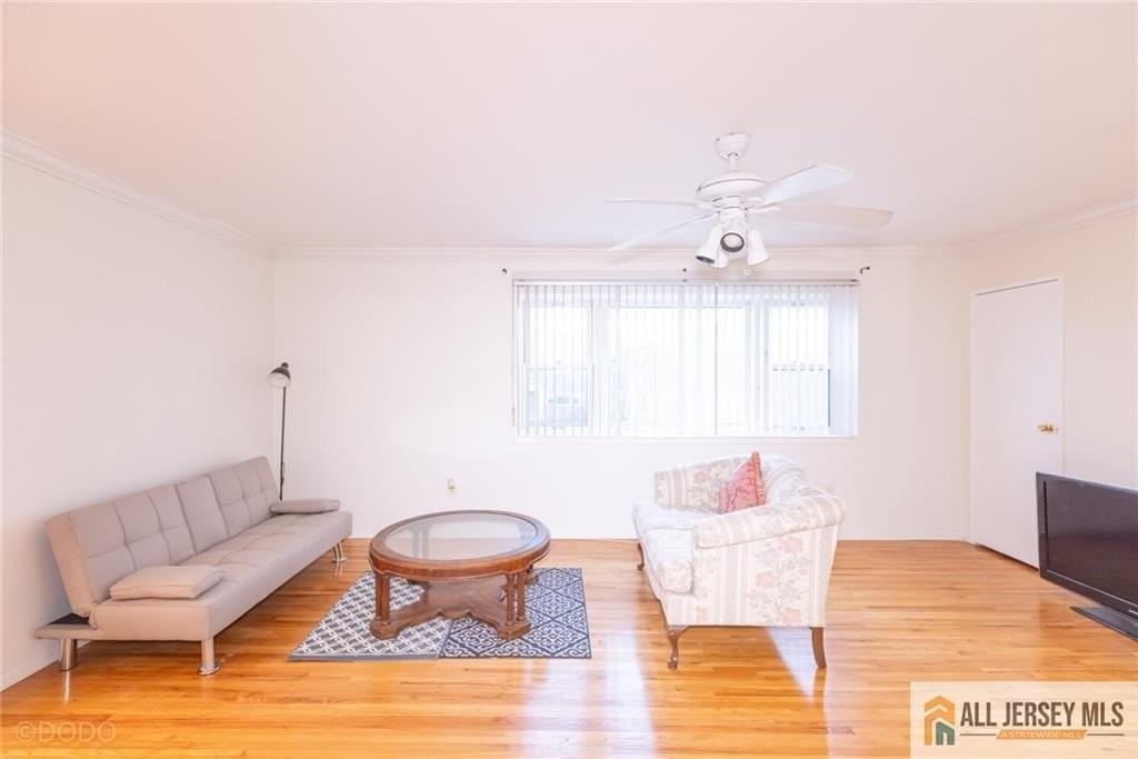 187 Evergreen Rd #4B - Photo 7 of 8