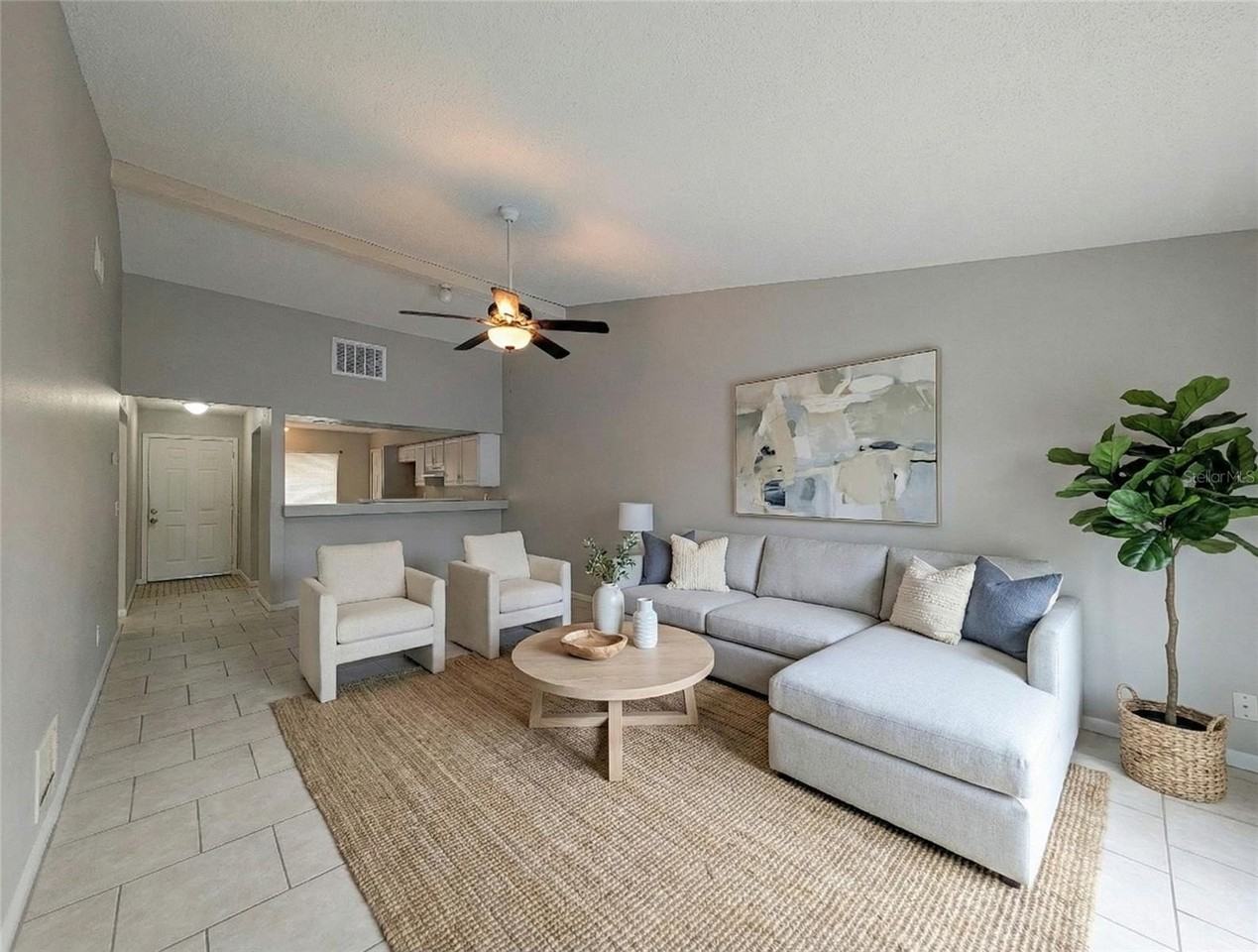 5226 2nd St - Photo 4 of 9