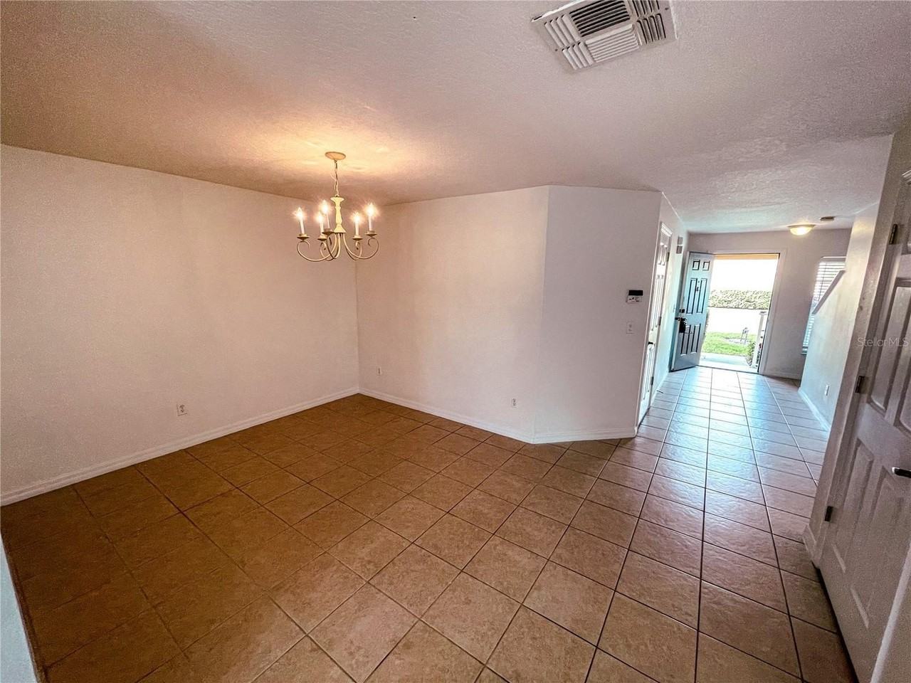 3507 Caruso Pl - Photo 5 of 19