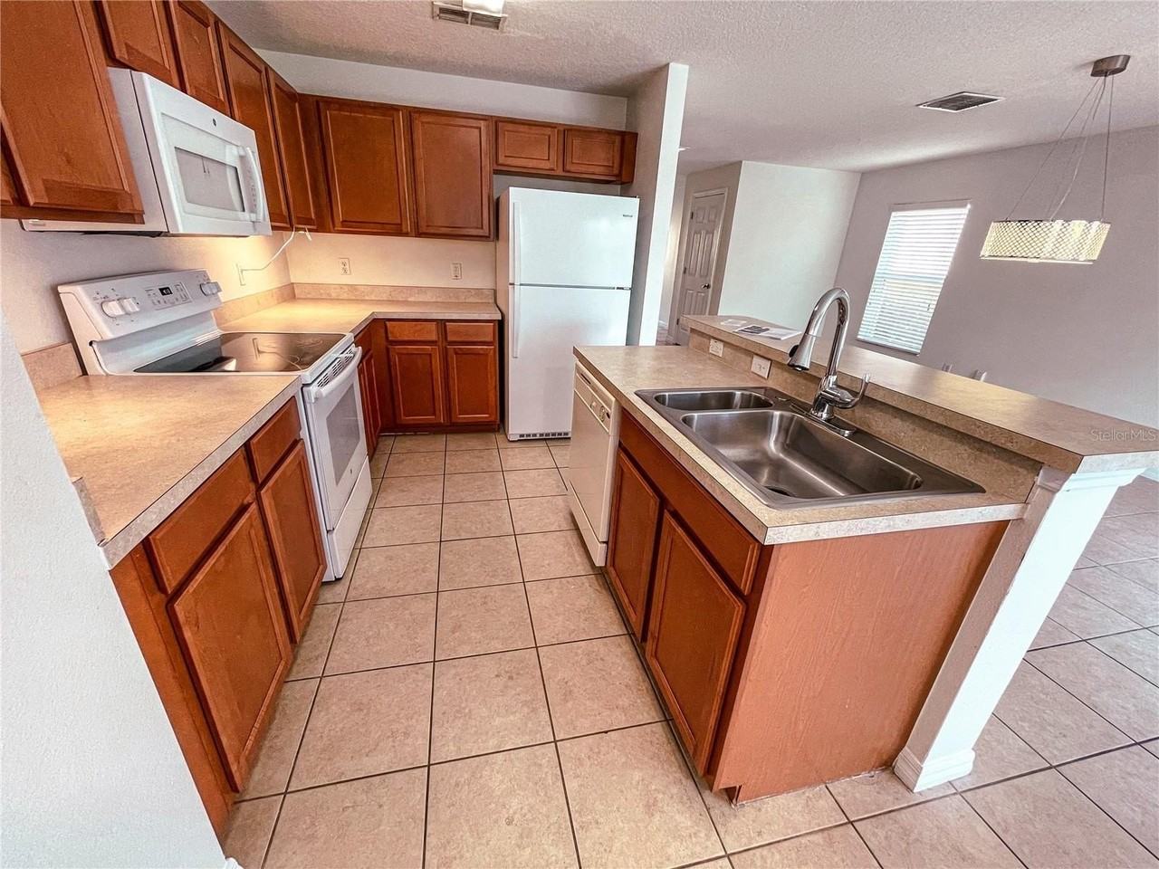 3507 Caruso Pl - Photo 7 of 19