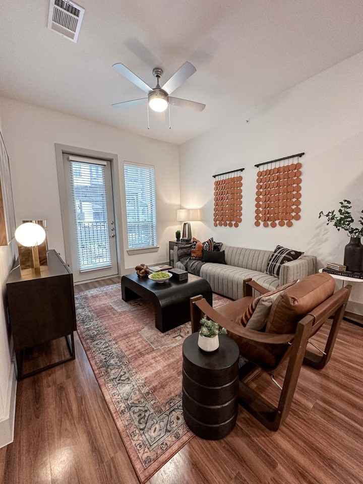 127 Roberts Cut Off Rd #816 - Photo 4 of 8