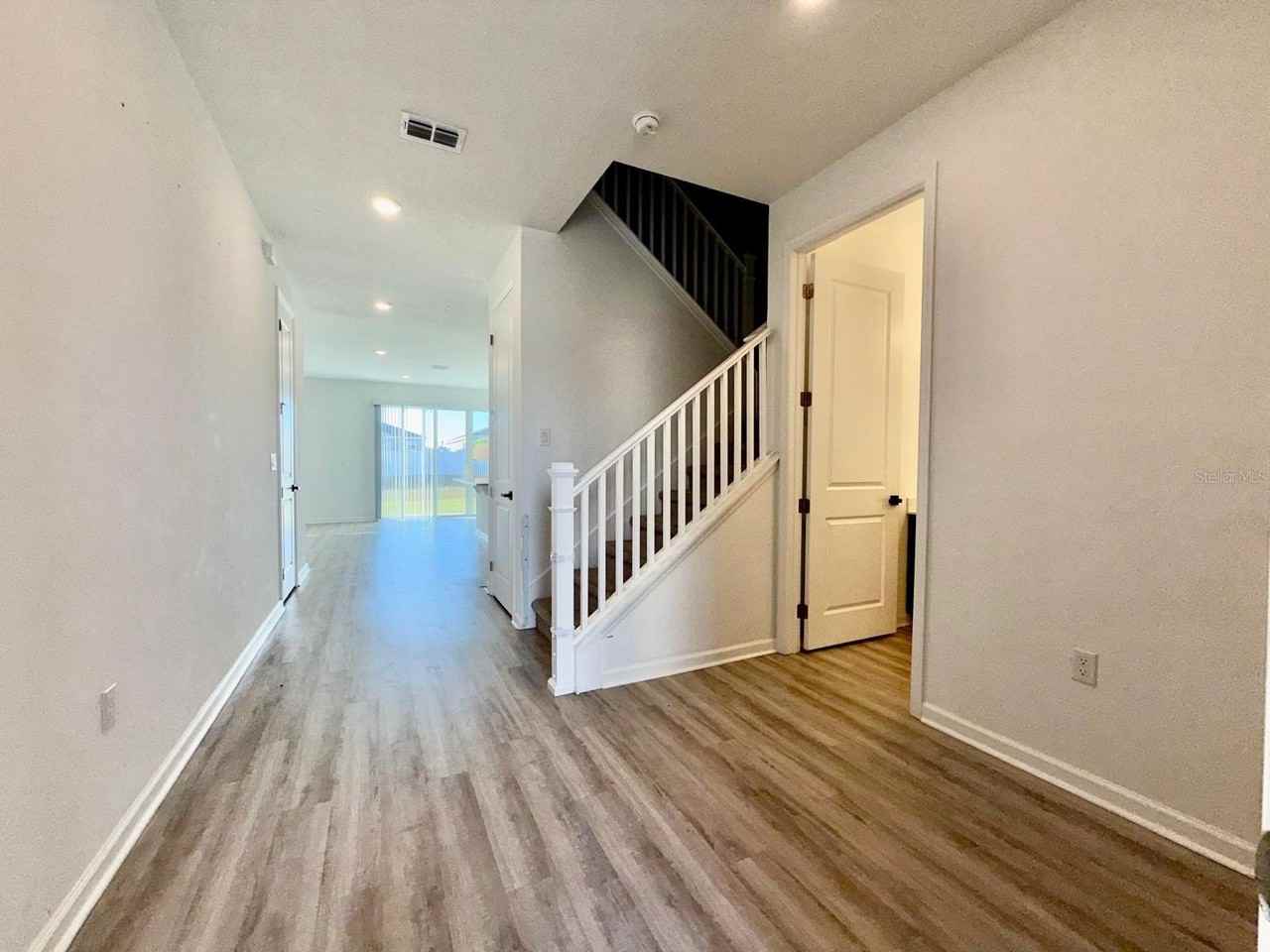 1209 Mattie Pointe Blvd - Photo 3 of 45