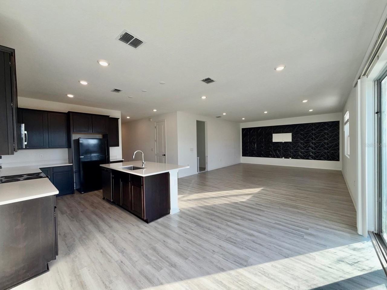 1209 Mattie Pointe Blvd - Photo 6 of 45