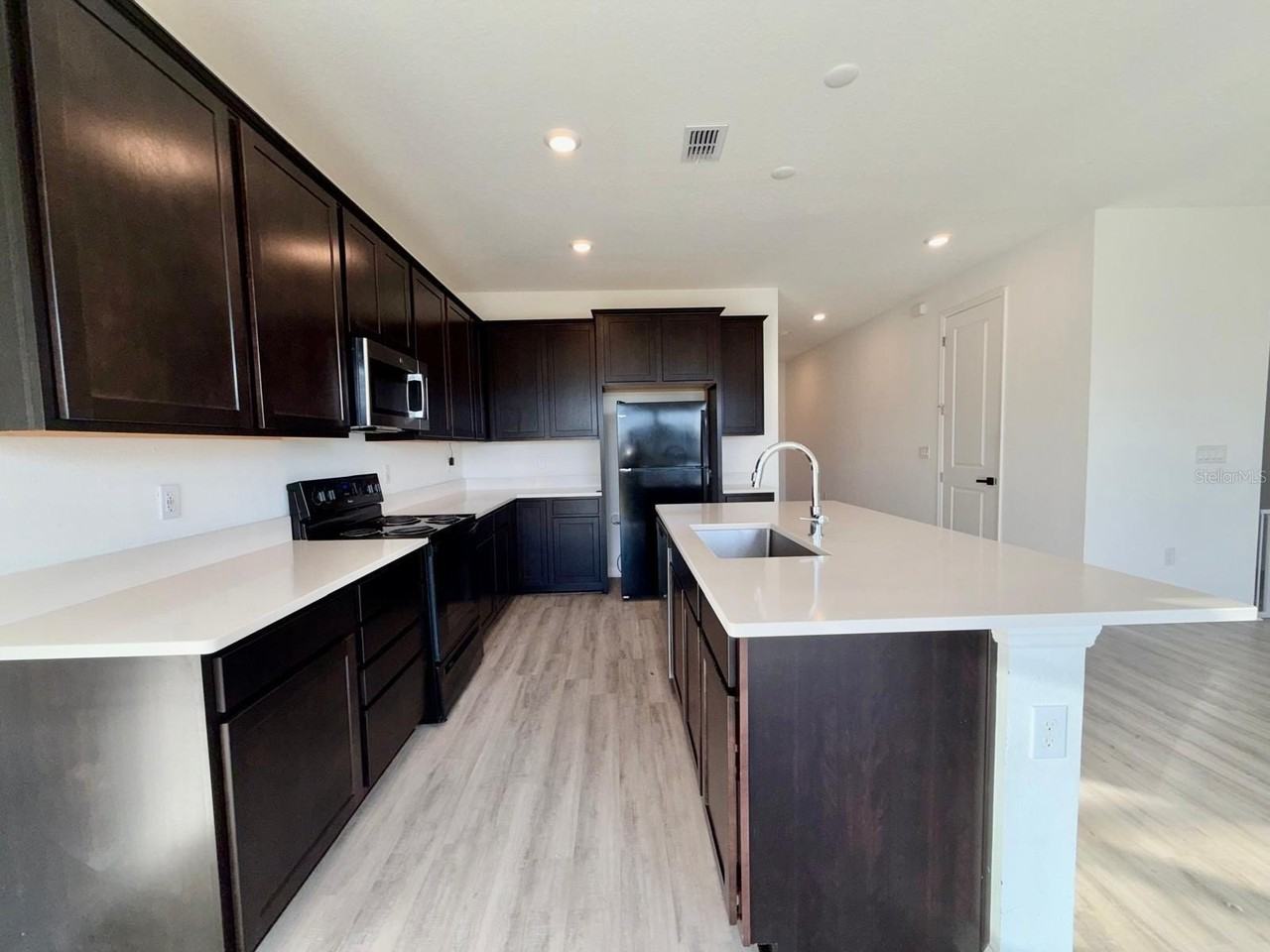 1209 Mattie Pointe Blvd - Photo 7 of 45