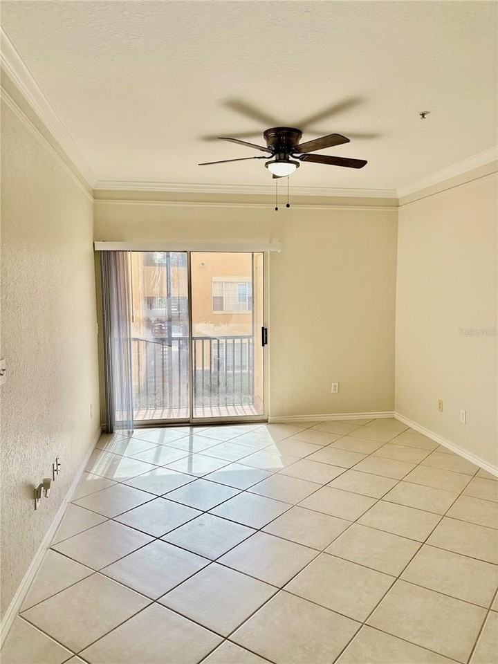 4323 Bayside Village Dr #202 - Photo 6 of 19