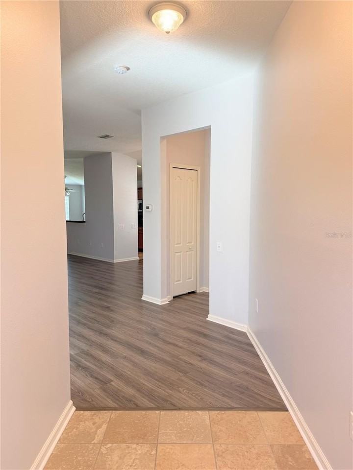 5044 Gato Del Sol Cir - Photo 3 of 23