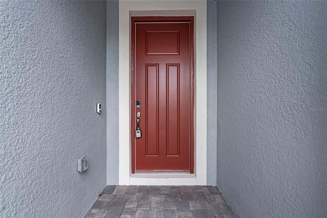 4160 Cloud Hopper Way - Photo 2 of 35