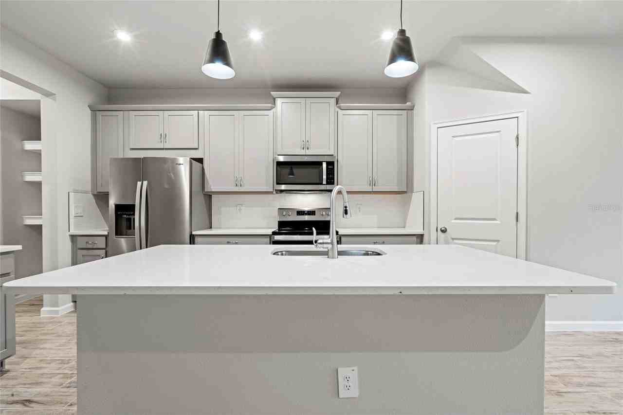 4160 Cloud Hopper Way - Photo 5 of 35