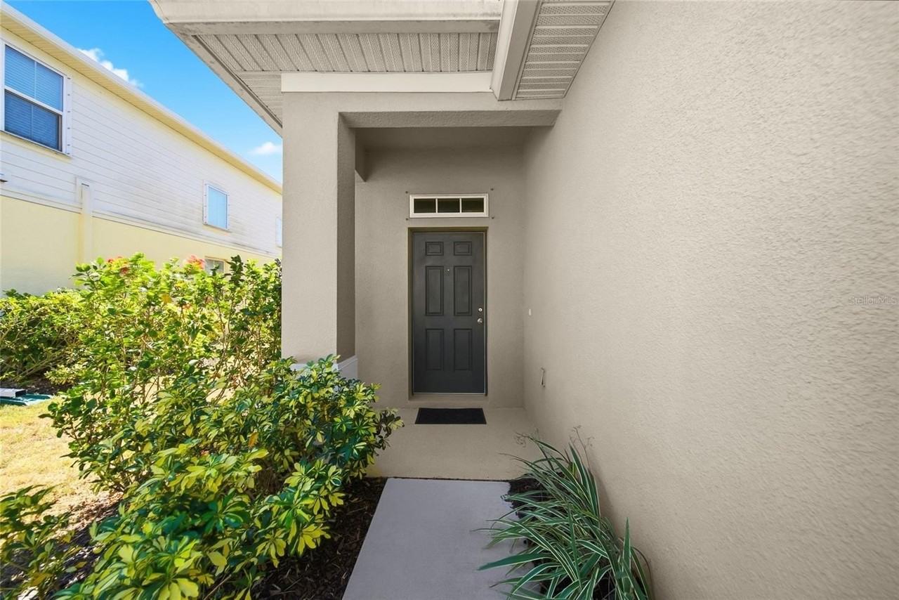 10811 Verawood Dr - Photo 3 of 21