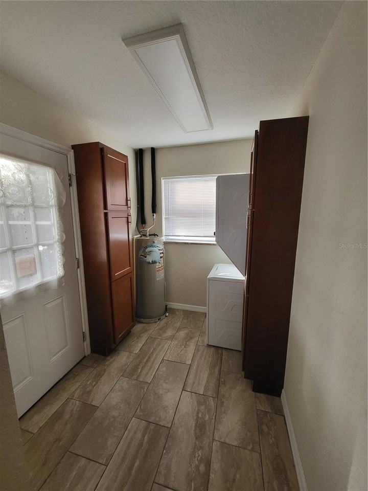 1602 Council Dr - Photo 7 of 18