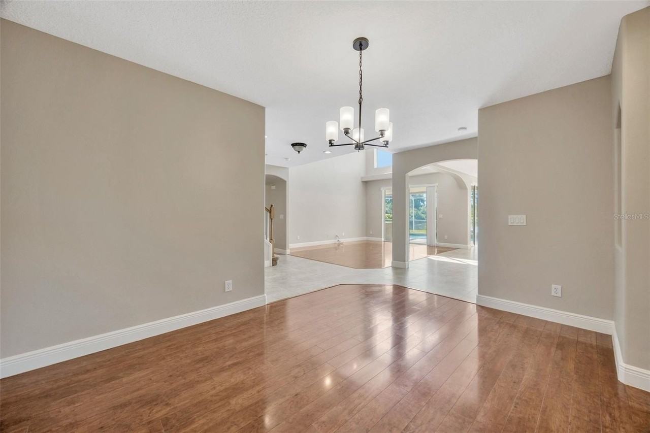 16323 Bridgewalk Dr - Photo 6 of 31