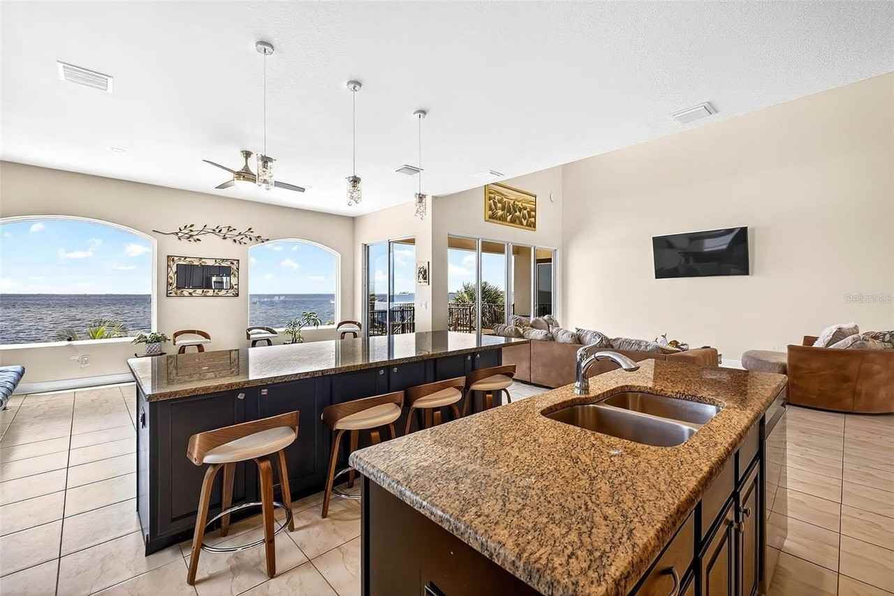 3532 W Shell Point Rd - Photo 7 of 40