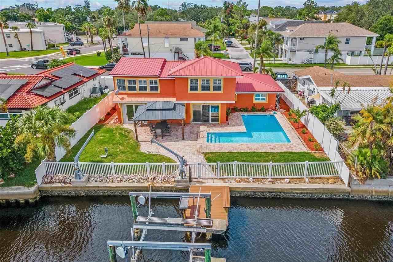 325 W Martin Luther King Jr Dr - Photo 2 of 50