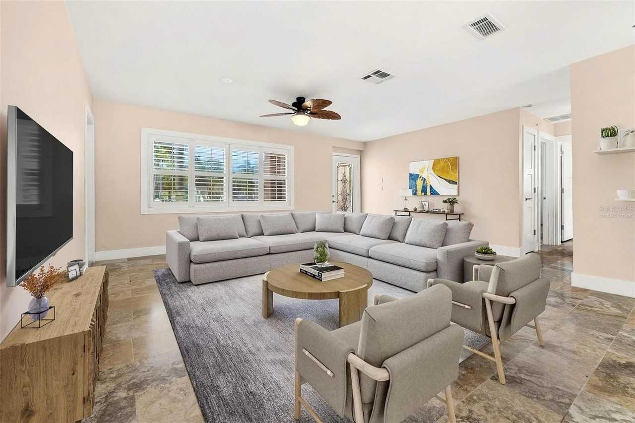 325 W Martin Luther King Jr Dr - Photo 6 of 50